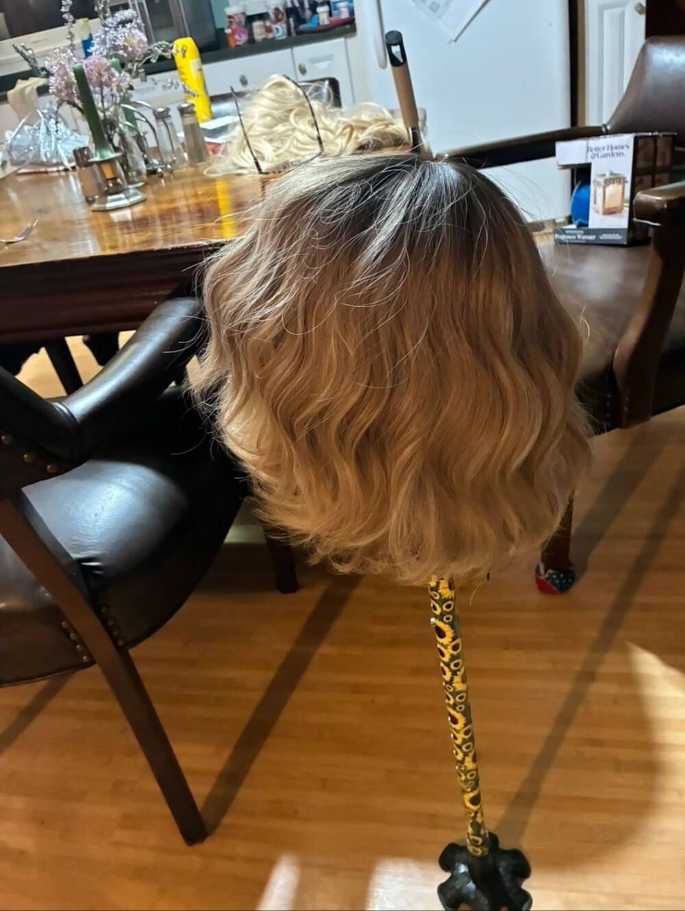 Unk Honey Blonde Wavy Synthetic Wig